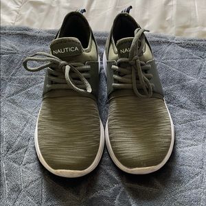 nautica sneakers women’s size 6.5